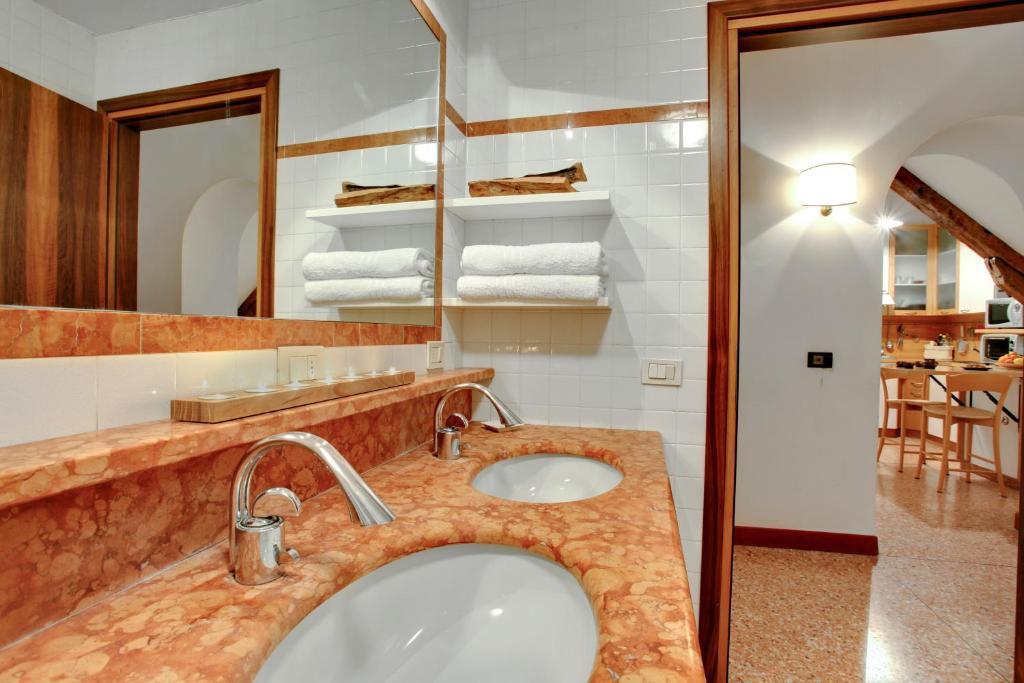 Ca' Cortigiane Suite Venice Phòng bức ảnh